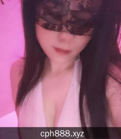 白云大奶美御姐