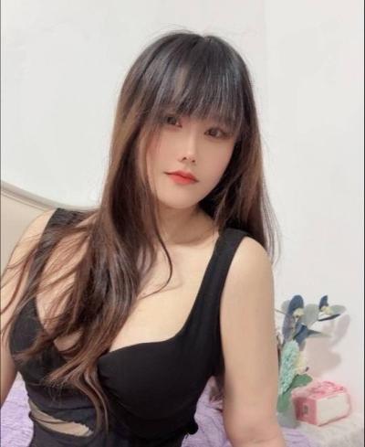 丰满大胸老师