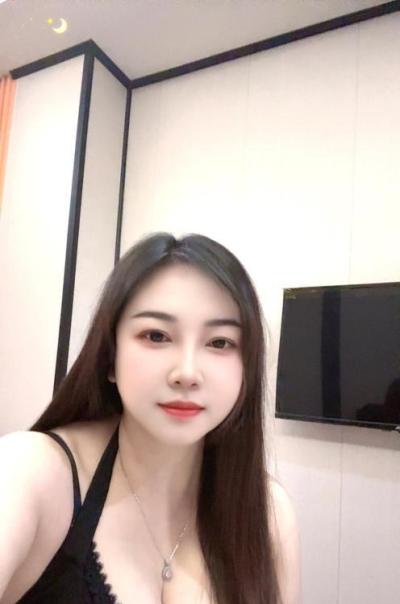 白云肥臀少妇