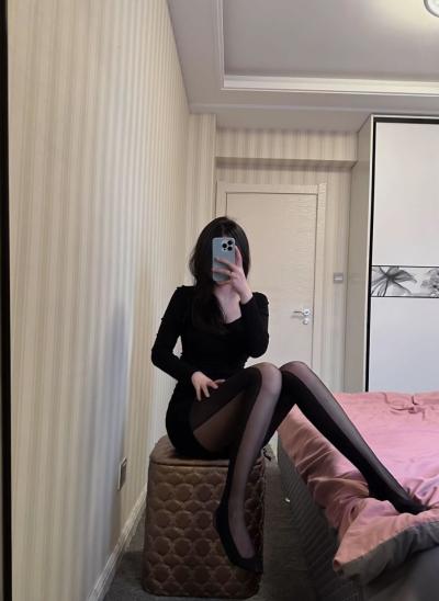 成都易高潮让你回味很久的粉嫩妹
