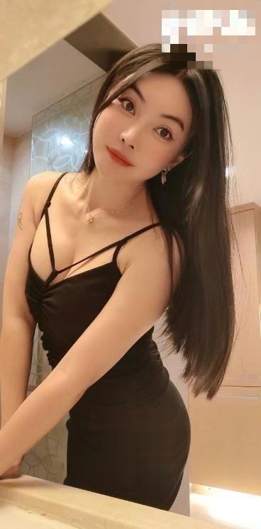 邻家风情迷人骚妇
