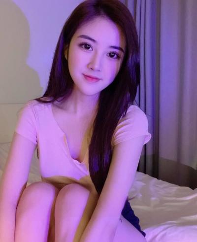 极品黑丝包臂裙闷骚水多美少女