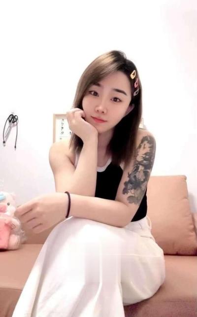 漂亮温柔的小仙女