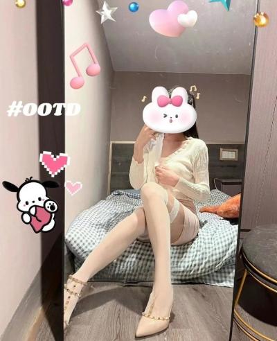 肉丝小嫩妹
