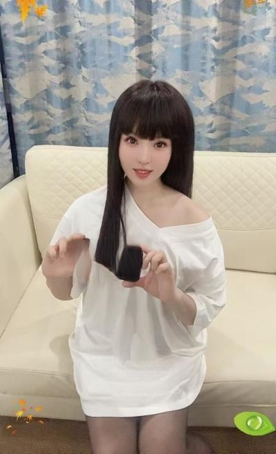 巨蟹妹深情款款