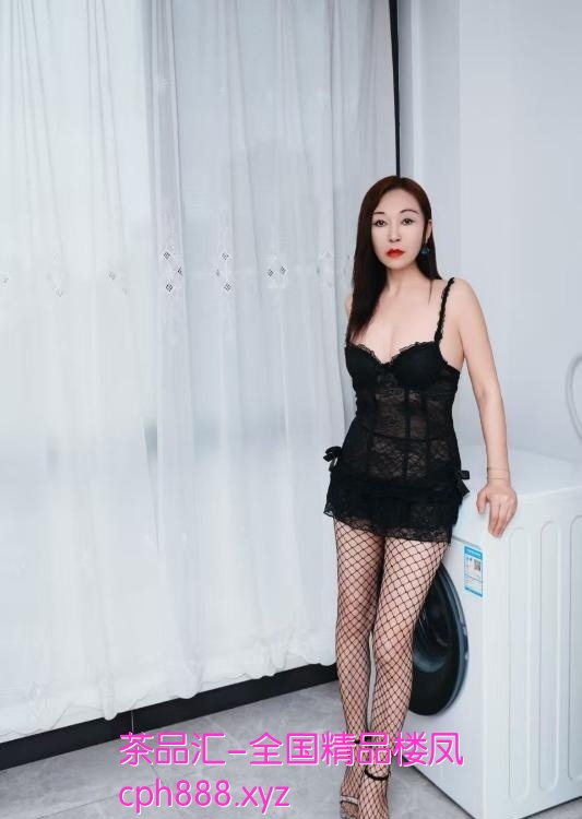 海南丝袜制服女王