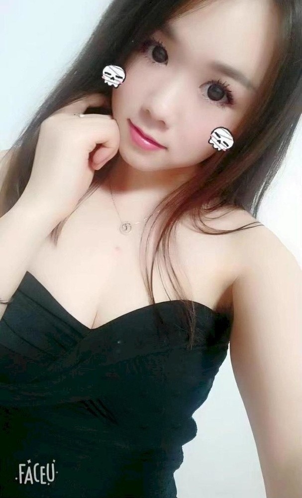 粉嫩多汁小骚妹筱筱