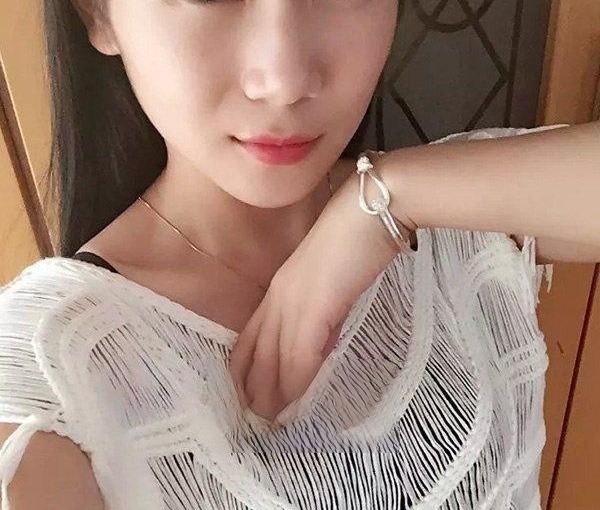 性感长腿很骚的妹妹