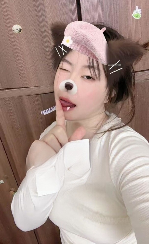 含蓄反差小少妇
