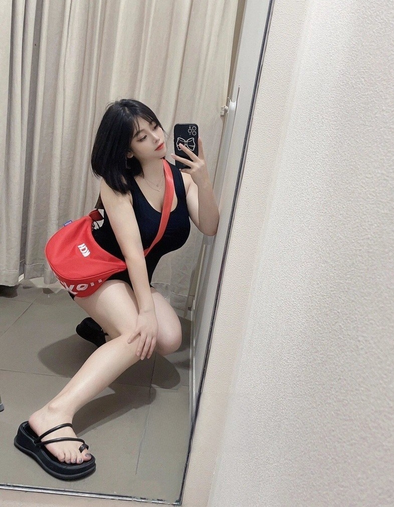 贵阳性感丝袜骚女