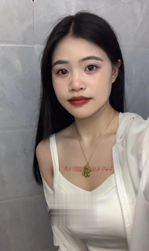 人美身材好老师