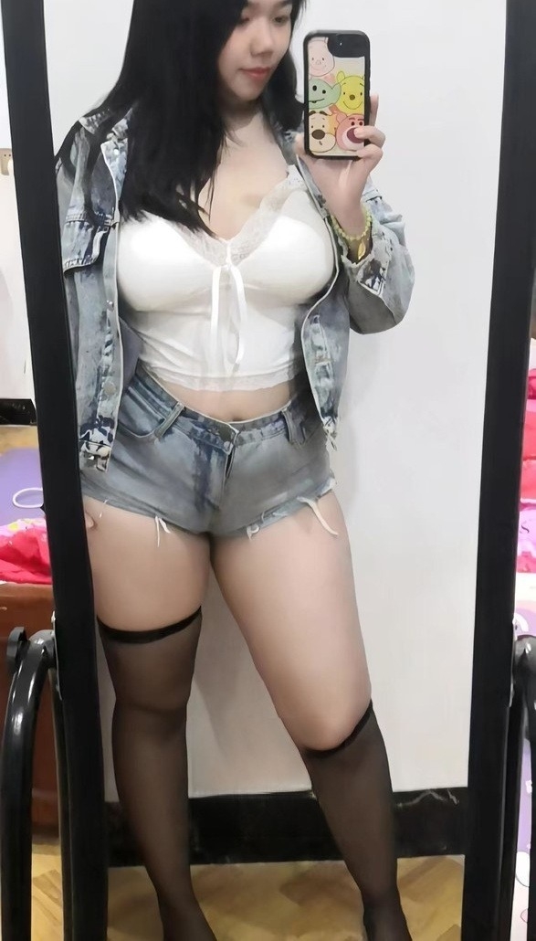 黑丝长腿性感静静